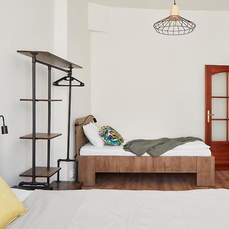 Prague Days - Spacious 3Bdr Apartment - Trendy Neighbourhood Ngoại thất bức ảnh