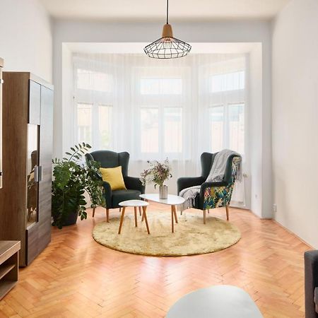 Prague Days - Spacious 3Bdr Apartment - Trendy Neighbourhood Ngoại thất bức ảnh