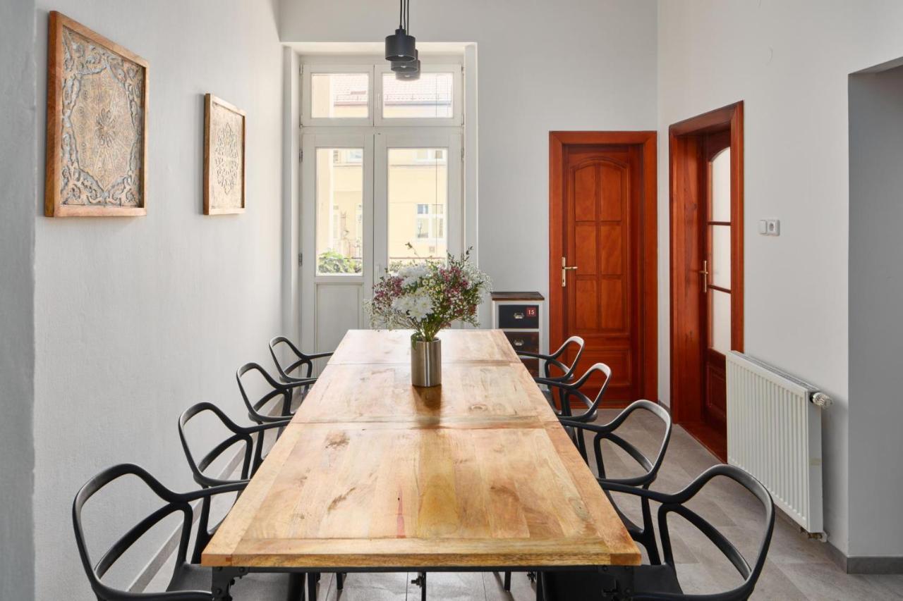 Prague Days - Spacious 3Bdr Apartment - Trendy Neighbourhood Ngoại thất bức ảnh