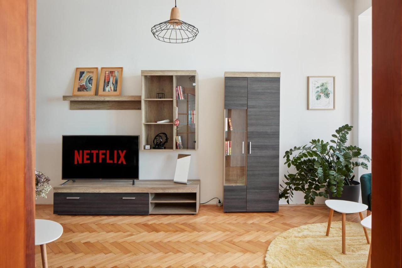 Prague Days - Spacious 3Bdr Apartment - Trendy Neighbourhood Ngoại thất bức ảnh
