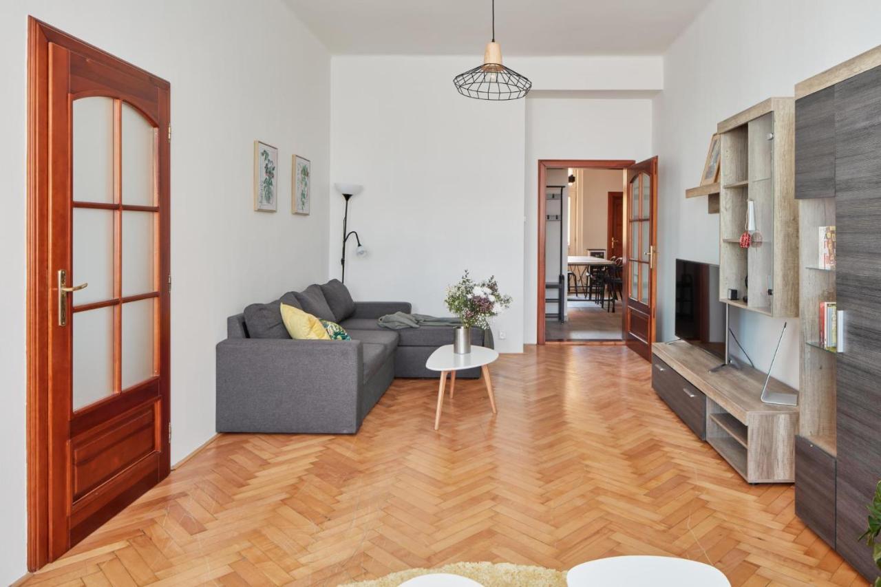 Prague Days - Spacious 3Bdr Apartment - Trendy Neighbourhood Ngoại thất bức ảnh